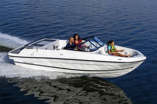 Bayliner VR4-BOWRIDER-I-O image