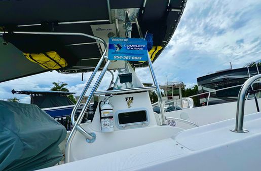 Cobia 274 Center Console image