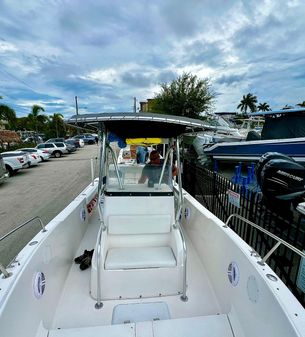 Cobia 274 Center Console image