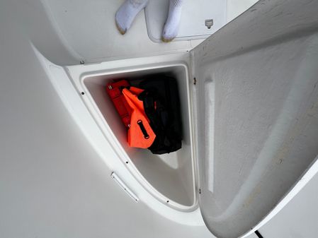 Cobia 274 Center Console image