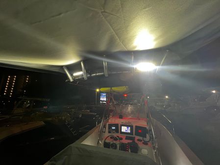 Cobia 274 Center Console image