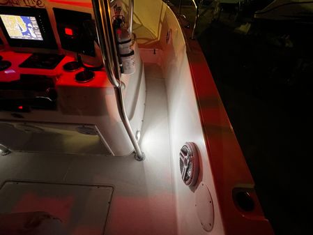 Cobia 274 Center Console image