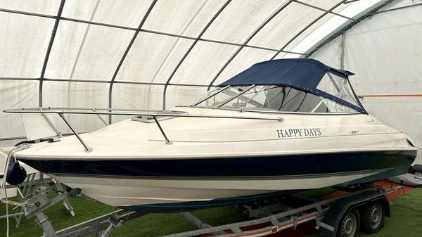 Bayliner 2052 Capri 