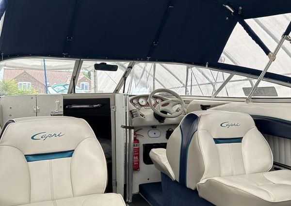 Bayliner 2052 Capri image