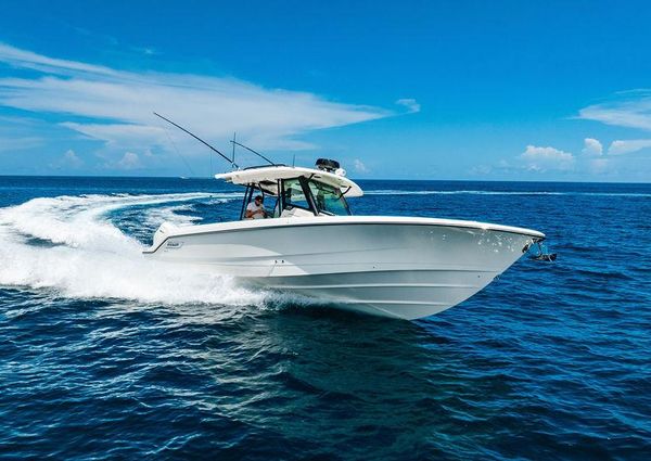 Boston Whaler 360 Outrage image