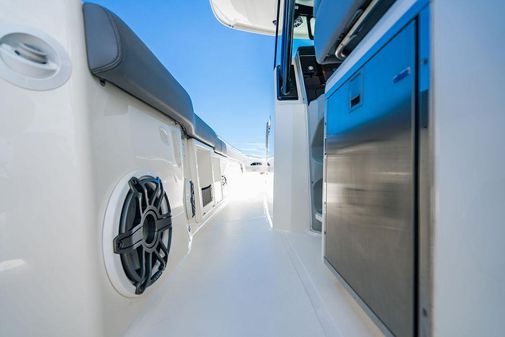 Boston Whaler 360 Outrage image