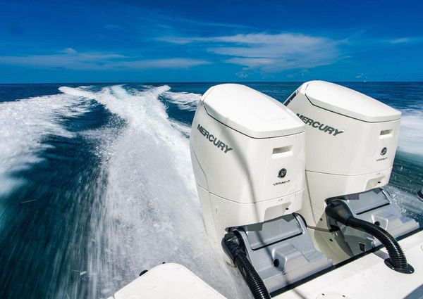 Boston Whaler 360 Outrage image