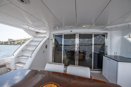 Hatteras 80 Motor Yacht Sky Lounge image