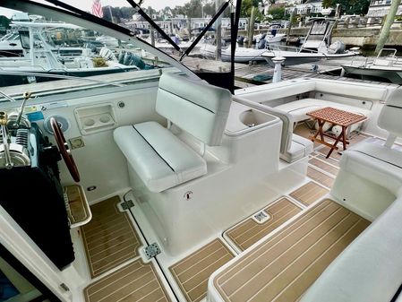 Tiara Yachts 2900 Coronet image