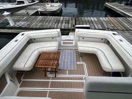 Tiara Yachts 2900 Coronet image