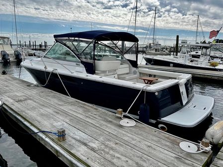 Tiara Yachts 2900 Coronet image