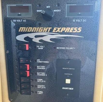 Midnight Express 39S Open image