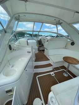 Cruisers Yachts 340 Express image
