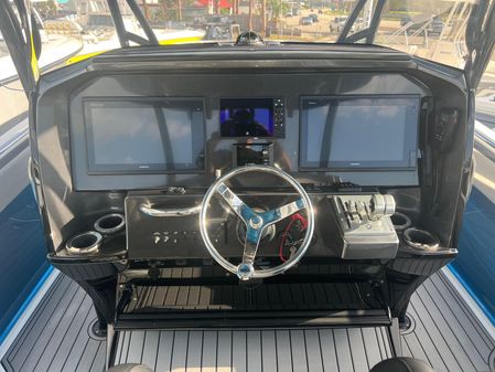 Nor-tech 390-SPORT-CENTER-CONSOLE image