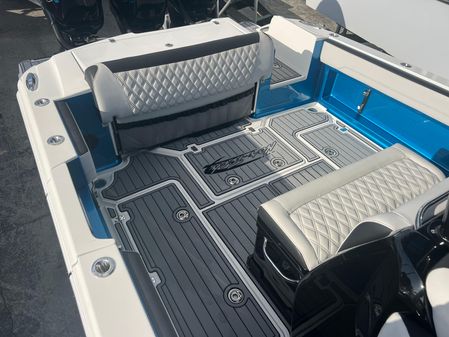 Nor-tech 390-SPORT-CENTER-CONSOLE image