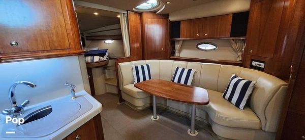 Cruisers Yachts 3772 Express image