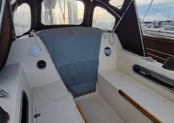 Islander-yachts ISLANDER-28 image