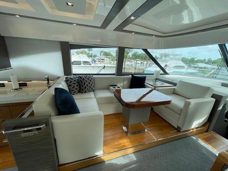 Tiara Yachts C53 Coupe image