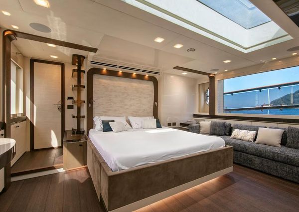 Monte Carlo Yachts MCY 96 image