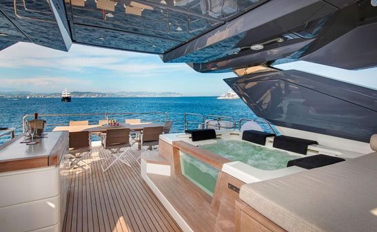 Monte Carlo Yachts MCY 96 image