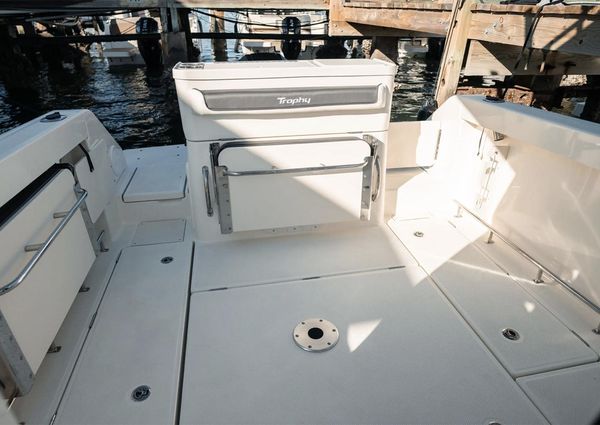 Bayliner TROPHY-T23-PILOTHOUSE image