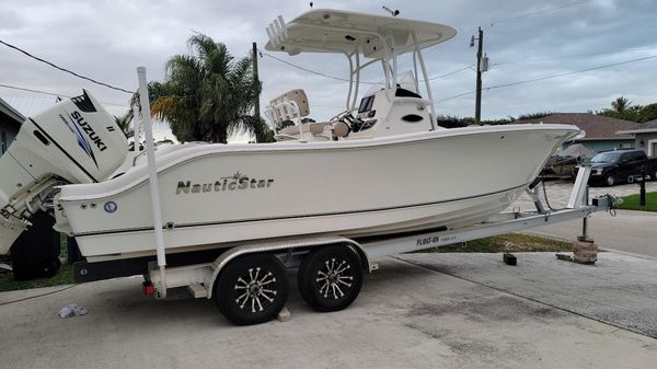 NauticStar 25 XS Offshore