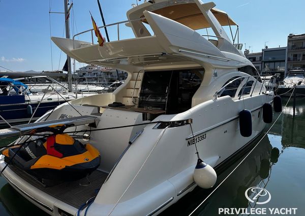 Azimut 55 image