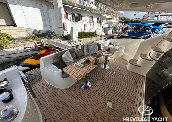 Azimut 55 image