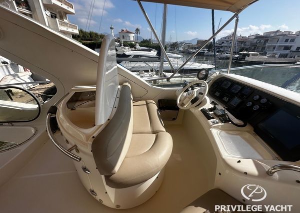 Azimut 55 image