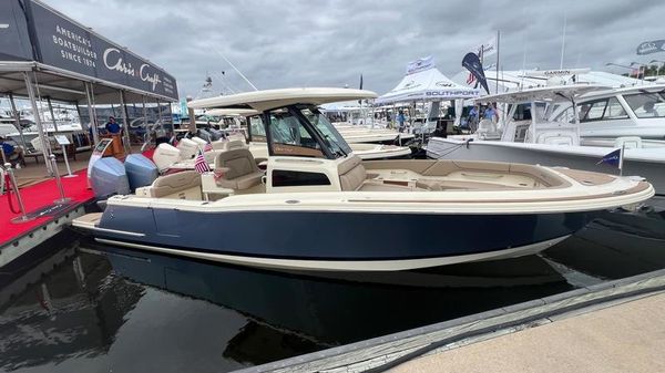 Chris-Craft Catalina 28 