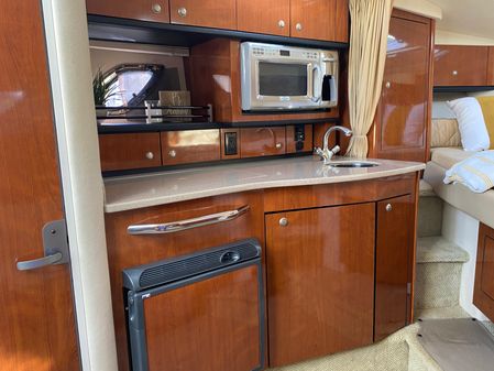 Sea Ray 310 Sundancer image