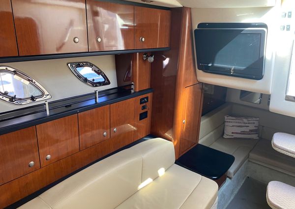 Sea Ray 310 Sundancer image