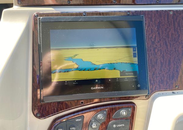 Sea Ray 310 Sundancer image