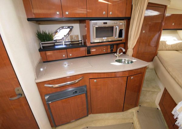 Sea Ray 310 Sundancer image