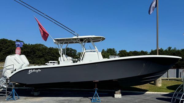 Yellowfin 32 