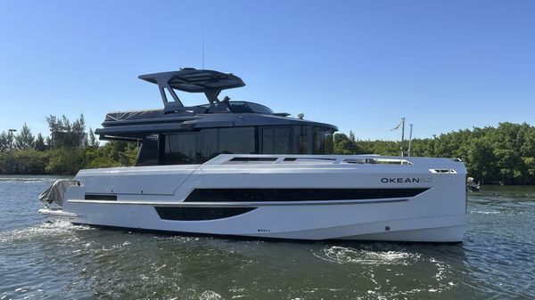 OKEAN 52