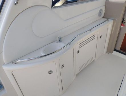 Sea Ray 380 Sundancer image