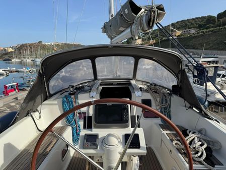 Beneteau Oceanis 37 image