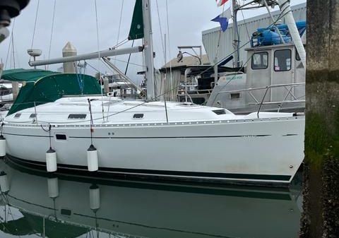 Beneteau 381 