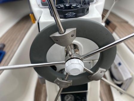 Bavaria 32-CRUISER image