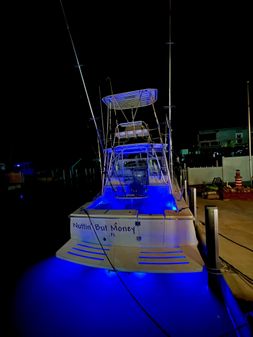 Luhrs 30 Open image