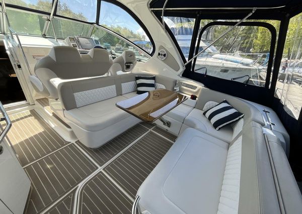 Chaparral 330 Signature image