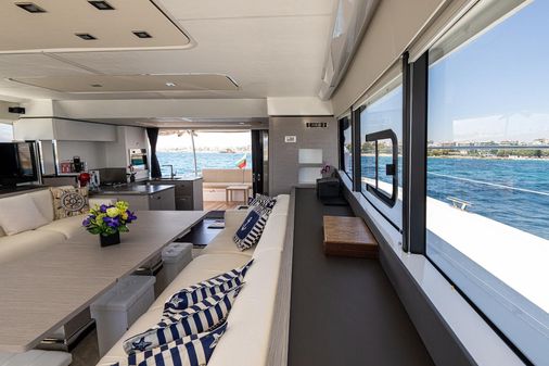 Fountaine Pajot MY6 image