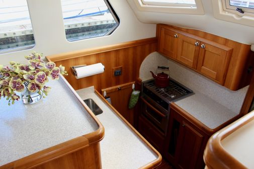 Mainship 34 Trawler image