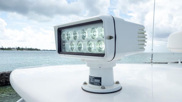 Intrepid 430 Sport Yacht image