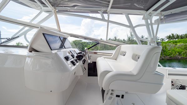 Intrepid 430 Sport Yacht image