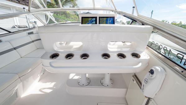 Intrepid 430 Sport Yacht image