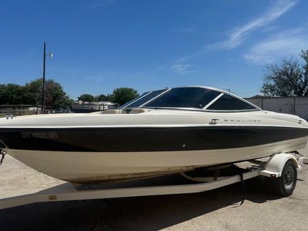 Bayliner 205 image