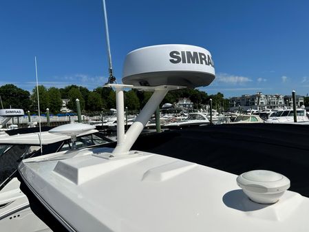 Sea Ray 320 DA image