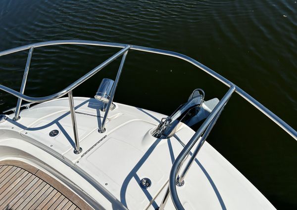 Sea Ray 320 DA image